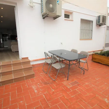 Moderno Y Renovado A 50m De La Playa En Llanca, Con 3 Y Balcon - Es-228-68 Apartment Llanca