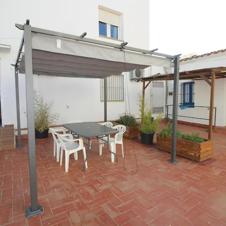 Apartment Moderno Y Renovado A 50m De La Playa En Llanca, Con 3 Y Balcon - Es-228-68